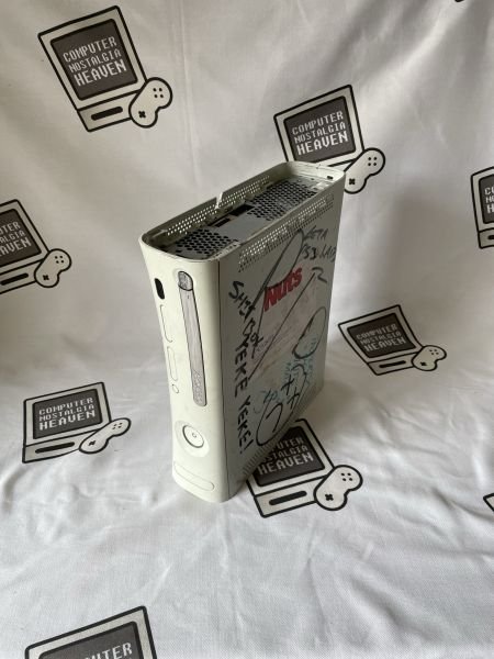 File:Nuts magazine test kit 360.jpg